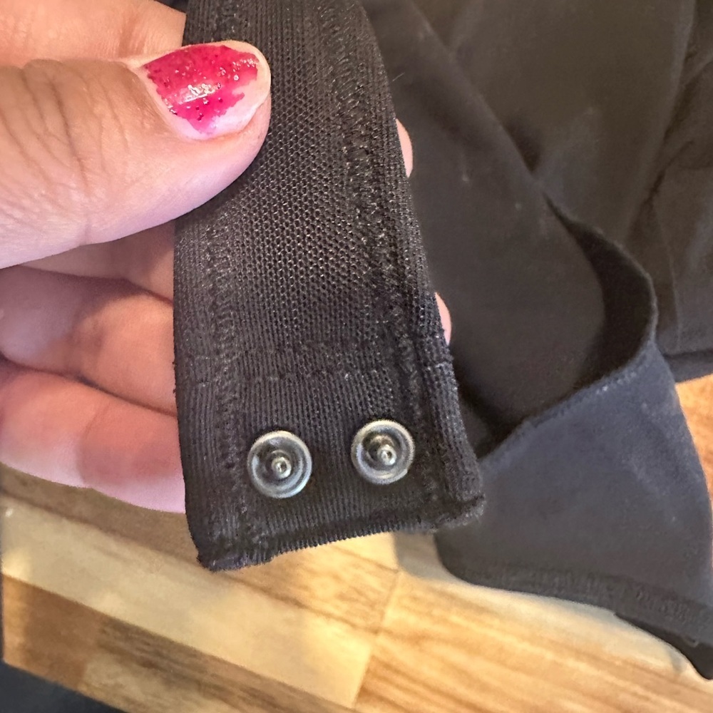 Abercrombie & Fitch Black Long Sleeve Bodysuit - Picture 3 of 7